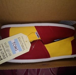 Women Tom's Shoes 6.5